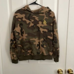 Volcom camo sweatshirt